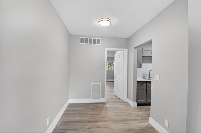 2303 S Federal Highway 3n, Boynton Beach, FL 33435