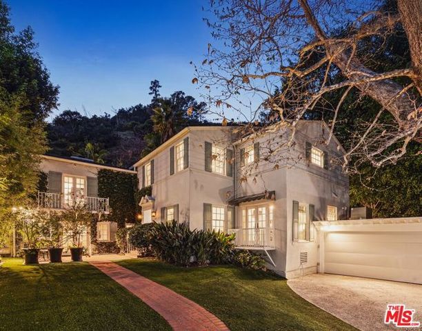 2055 Outpost Drive, Los Angeles, CA 90068