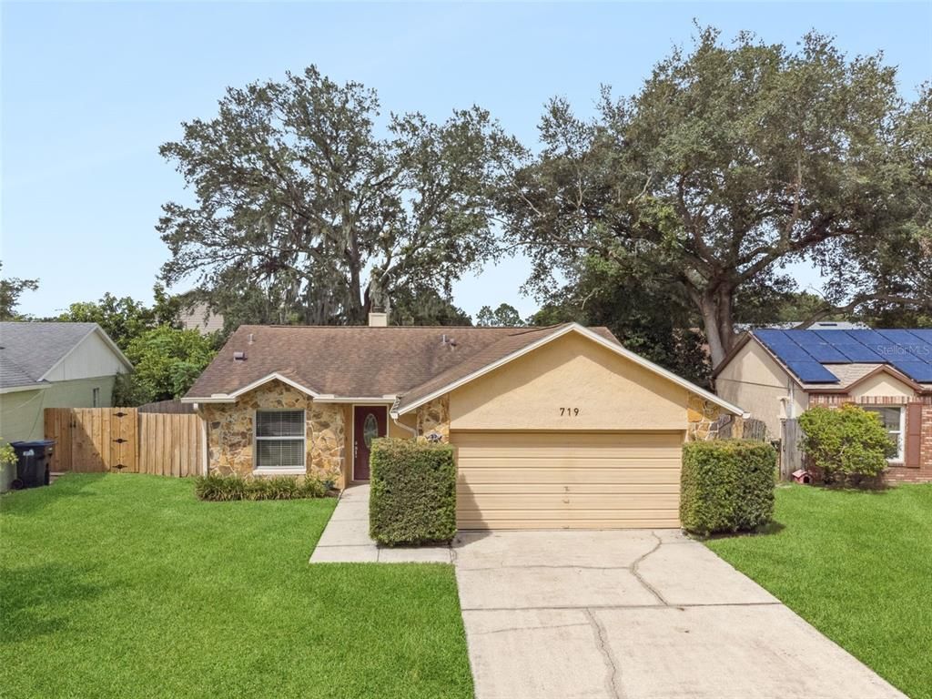 719 OAK MANOR CIRCLE, Orlando, FL 32825