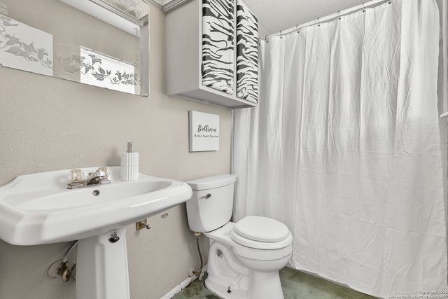 13711 Hunters Moss, San Antonio, TX 78230