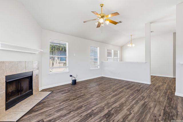 8426 SEA RIM, Converse, TX 78109