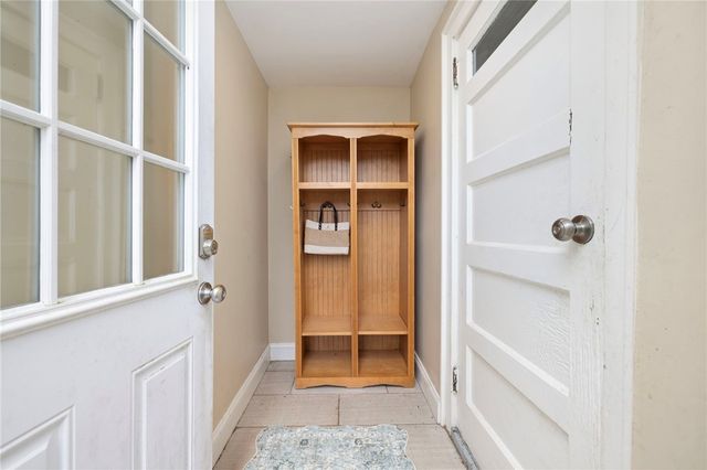 12 Blackwell Place, Newport, RI 02840