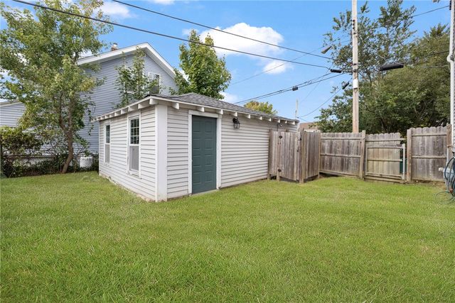 12 Blackwell Place, Newport, RI 02840