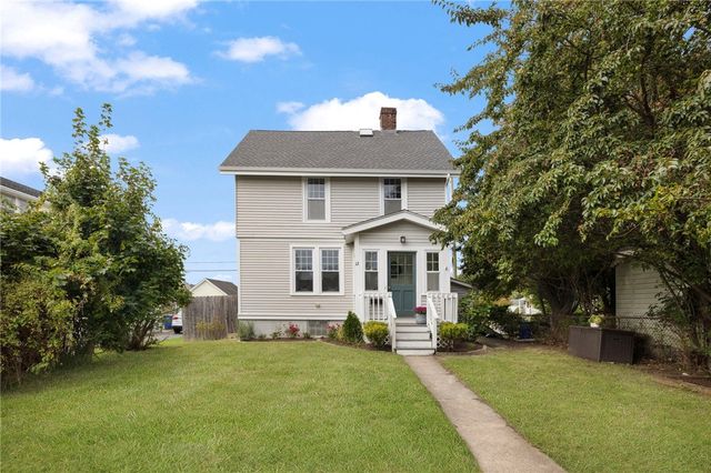 12 Blackwell Place, Newport, RI 02840