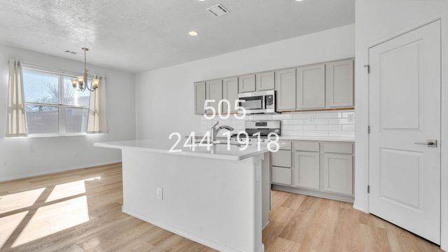 9508 Sage Ranch Court SW, Albuquerque, NM 87121