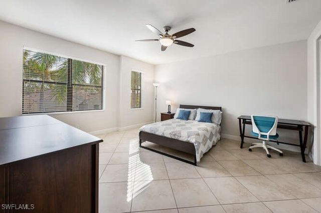 1641 Serrano CIR, Naples, FL 34105