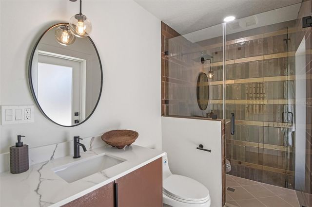 861 RAFAEL BOULEVARD NE, St Petersburg, FL 33704