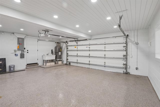 861 RAFAEL BOULEVARD NE, St Petersburg, FL 33704