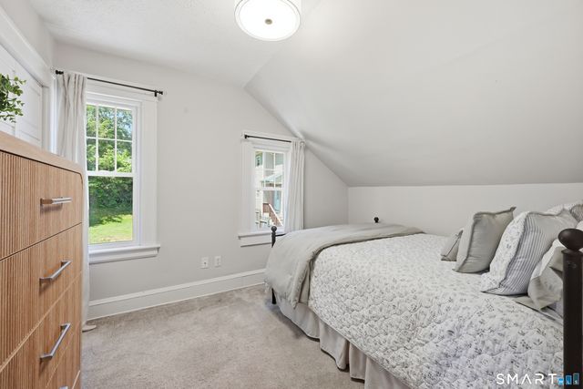 37 Broadview Street, Newington, CT 06111