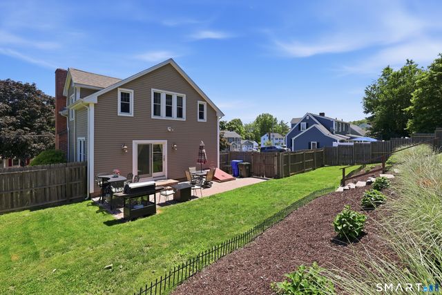 37 Broadview Street, Newington, CT 06111