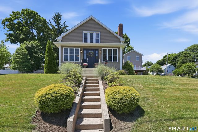 37 Broadview Street, Newington, CT 06111