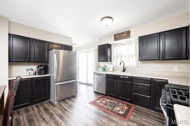 929 W South Street, Mascoutah, IL 62258