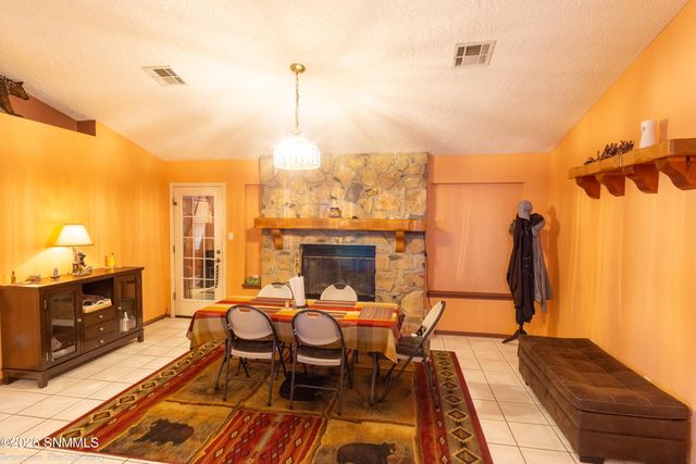 17610 Tierra Alta Drive, Las Cruces, NM 88011