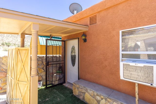 17610 Tierra Alta Drive, Las Cruces, NM 88011