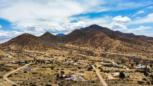 17610 Tierra Alta Drive, Las Cruces, NM 88011