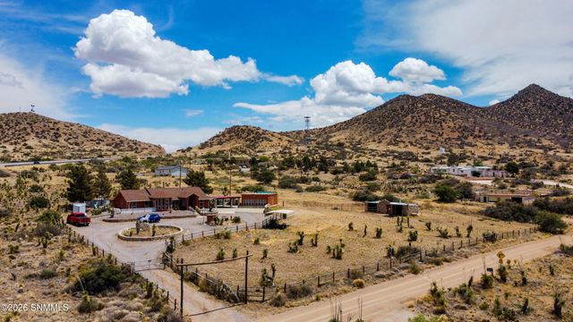 17610 Tierra Alta Drive, Las Cruces, NM 88011