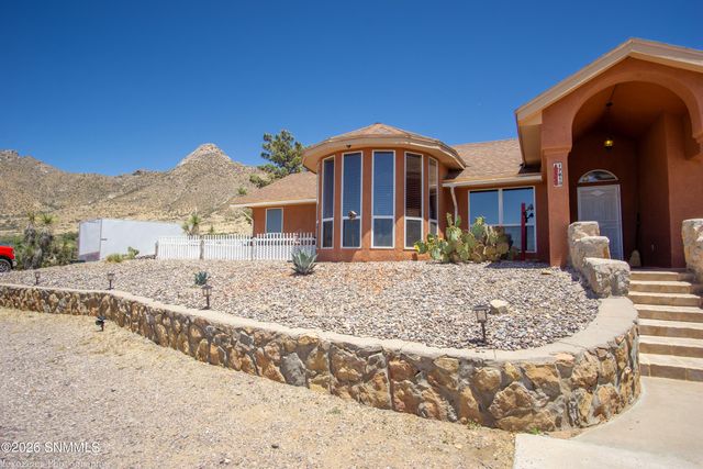 17610 Tierra Alta Drive, Las Cruces, NM 88011