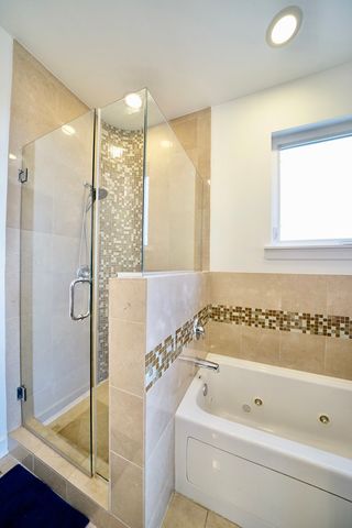 7934 W GRAND Avenue 2W, Elmwood Park, IL 60707