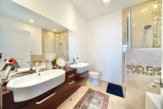 7934 W GRAND Avenue 2W, Elmwood Park, IL 60707