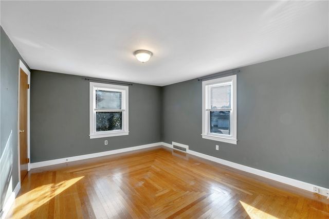 10 Maplewood Drive, Pawtucket, RI 02861