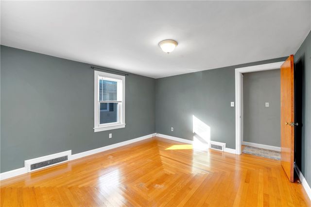 10 Maplewood Drive, Pawtucket, RI 02861