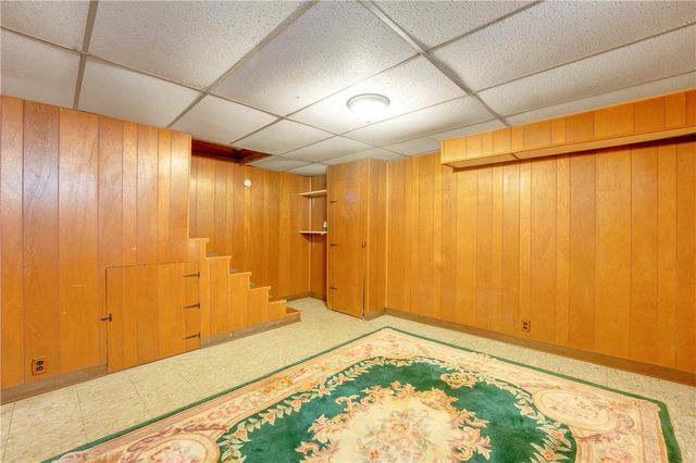 10 Maplewood Drive, Pawtucket, RI 02861