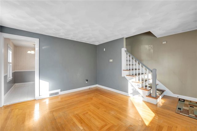 10 Maplewood Drive, Pawtucket, RI 02861