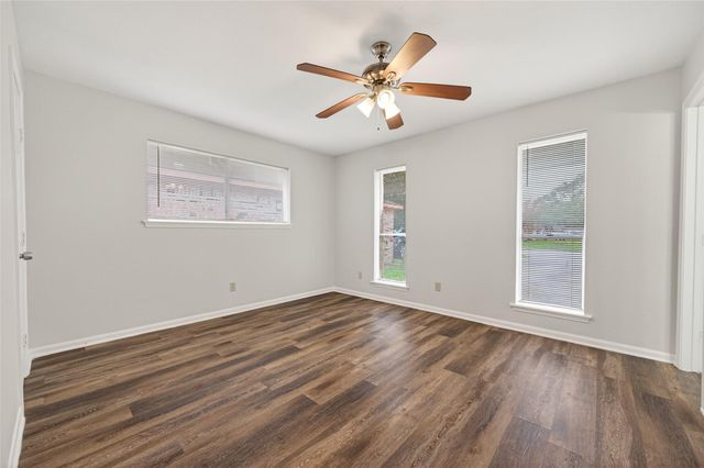 2103 Briar Ridge Drive, Rosenberg, TX 77471