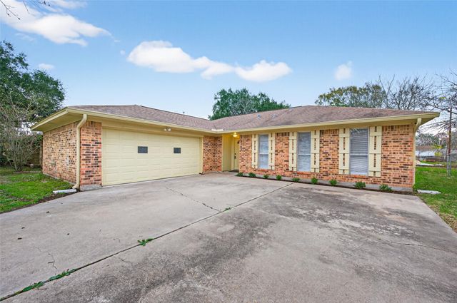 2103 Briar Ridge Drive, Rosenberg, TX 77471