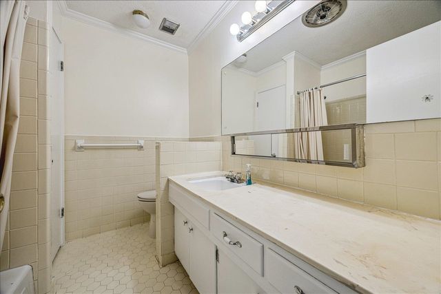 865 S Yates Rd Apt 1, Memphis, TN 38120