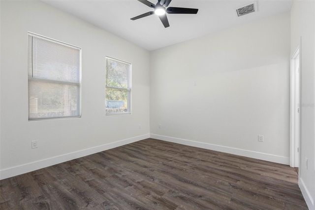 10247 LAKE DRIVE, New Port Richey, FL 34654