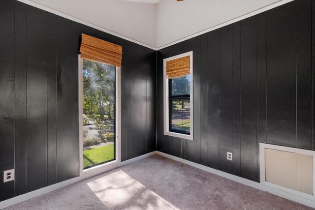 8130 SHALLOW GLEN TRL, Memphis, TN 38016