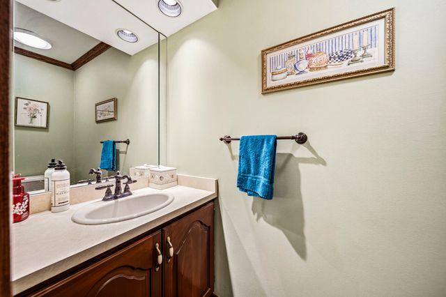 6402 DOWNHILL Drive, Erie, PA 16505