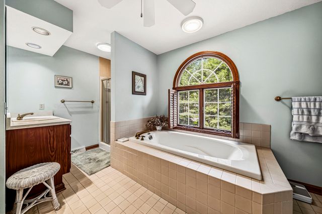 6402 DOWNHILL Drive, Erie, PA 16505