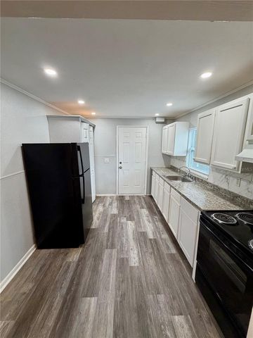 908 BEVERLY AVENUE F, Largo, FL 33770