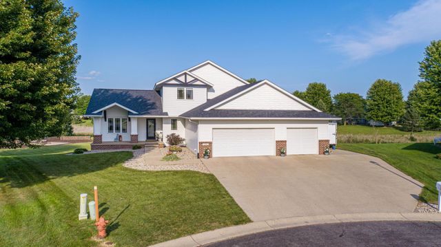 120 Callaway Court, Mankato, MN 56001
