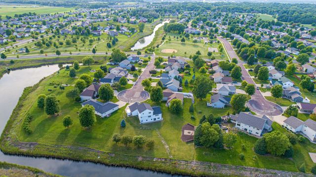 120 Callaway Court, Mankato, MN 56001