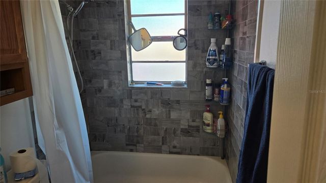 5723 12TH STREET E, Bradenton, FL 34203