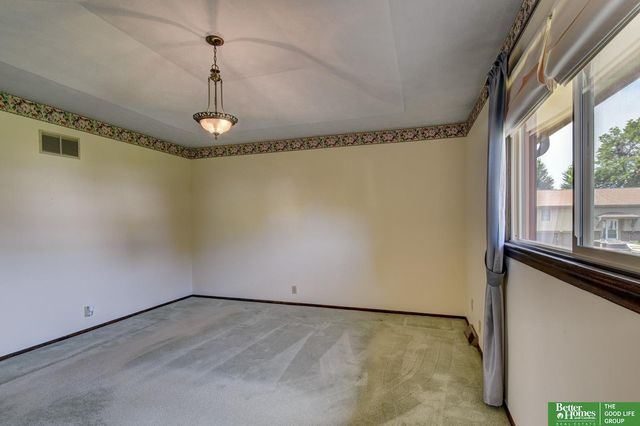 15116 Versaille Street, Bellevue, NE 68123