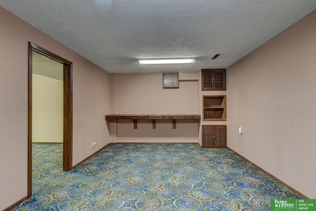 15116 Versaille Street, Bellevue, NE 68123