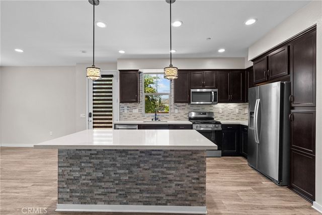 105 Red Brick, Simi Valley, CA 93065
