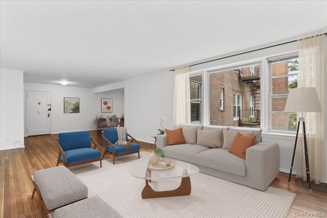 65 Durham Road 3F, Bronxville, NY 10708