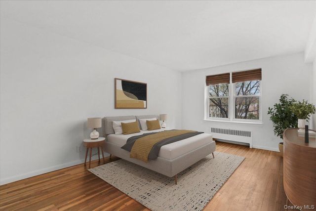 65 Durham Road 3F, Bronxville, NY 10708