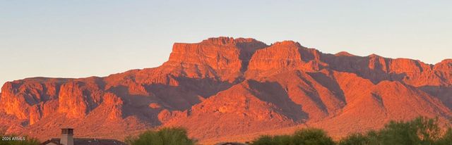 7460 E GOLDEN EAGLE Circle, Gold Canyon, AZ 85118