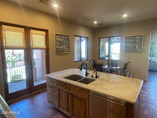 7460 E GOLDEN EAGLE Circle, Gold Canyon, AZ 85118