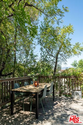 4100 Madelia Avenue, Los Angeles, CA 91403