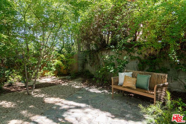 4100 Madelia Avenue, Los Angeles, CA 91403