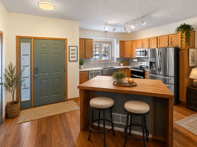 18576 Euclid Path, Farmington, MN 55024