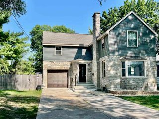 1614 Barnard Street, Saginaw, MI 48602