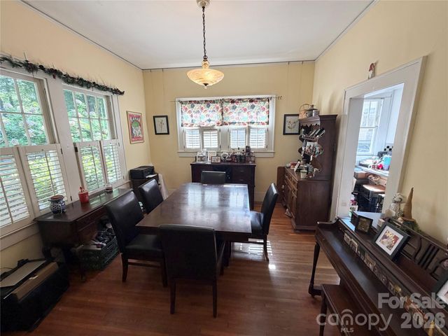 2104 Midwood Place, Charlotte, NC 28205